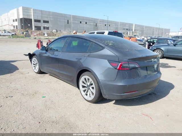 2022 TESLA MODEL 3 5YJ3E1EAXNF205792 Photo 2