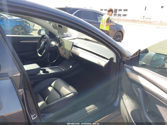 2022 TESLA MODEL 3 5YJ3E1EAXNF205792 Photo 4