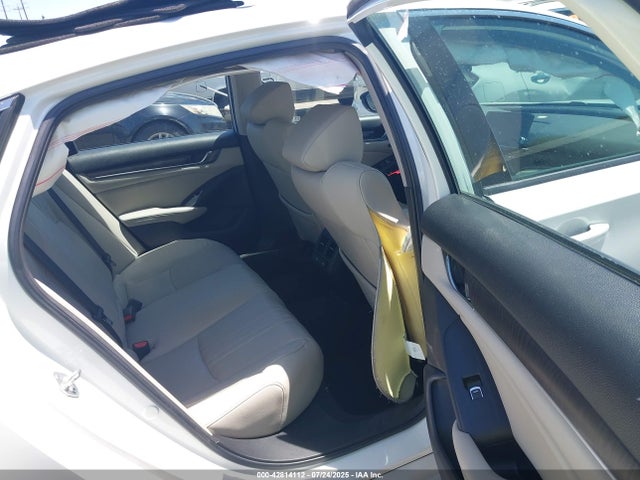 1HGCV3F57MA011193 Honda lfb2