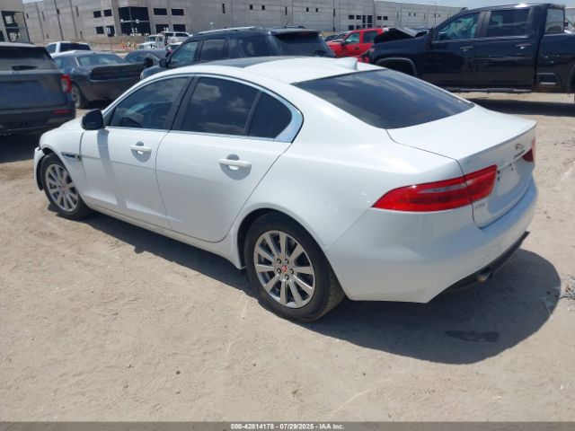 2019 JAGUAR XE SAJAS4FX4KCP52569 Photo 2