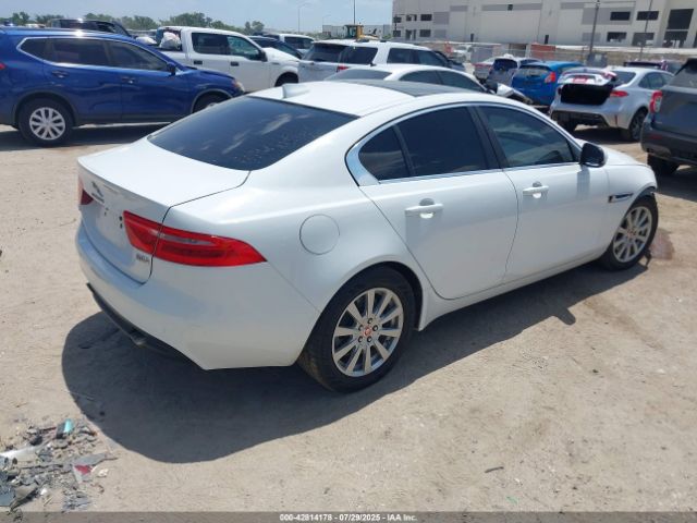 2019 JAGUAR XE SAJAS4FX4KCP52569 Photo 3