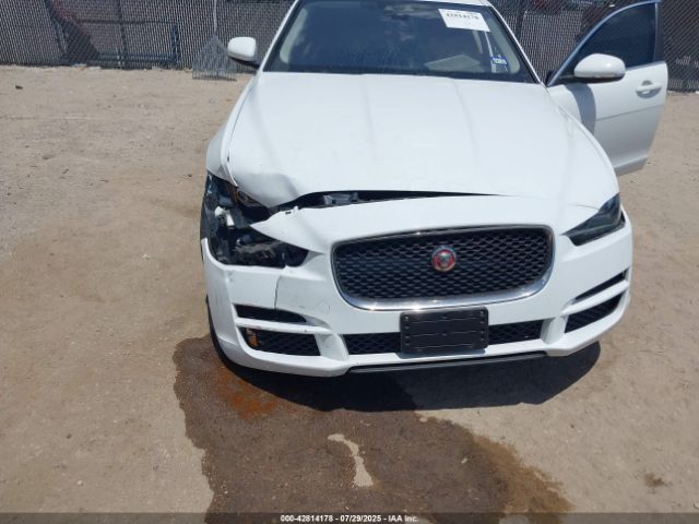 2019 JAGUAR XE SAJAS4FX4KCP52569 Photo 5