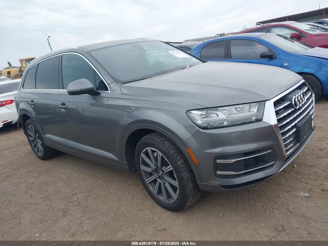 2017 AUDI Q7 WA1VAAF70HD011625 Photo 0