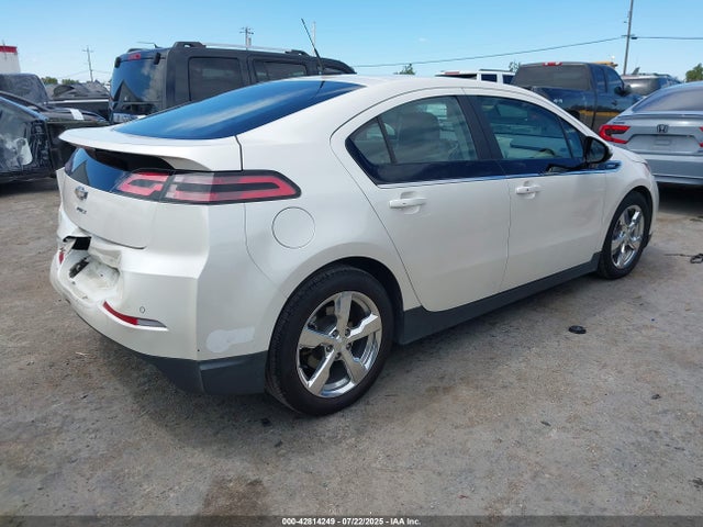 Chevrolet luu - ffv, e-flex, fam 2014 1G1RH6E49EU165908 Image 4