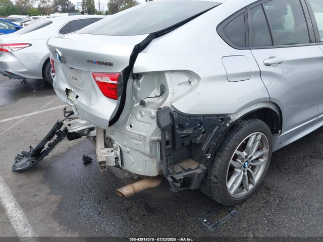 5UXXW7C56J0W64140 BMW 2018