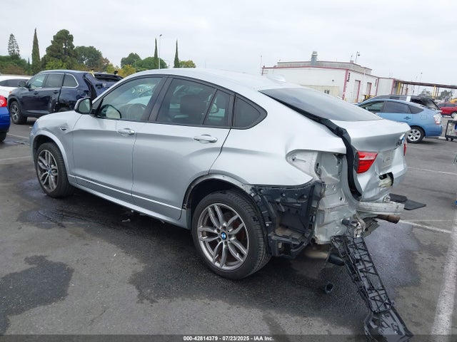 5UXXW7C56J0W64140 BMW 2018