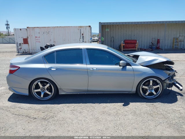 1HGCR2F52GA184672 Honda k24w1