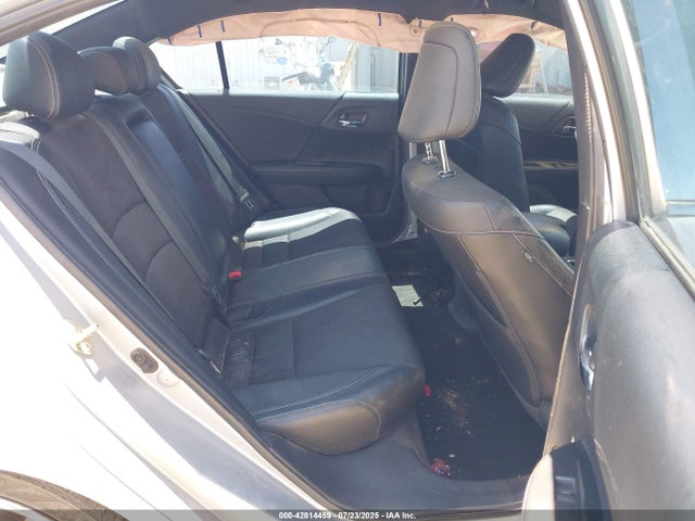 1HGCR2F52GA184672 Honda k24w1