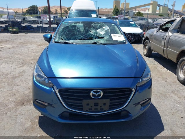 Mazda py 2018 3MZBN1V33JM204161 Image 12