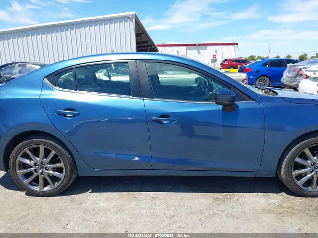 Mazda py 2018 3MZBN1V33JM204161 Image 13