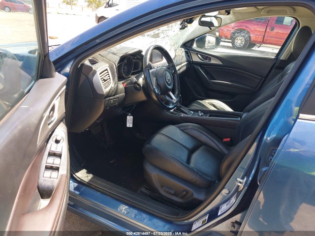 Mazda py 2018 3MZBN1V33JM204161 Image 5