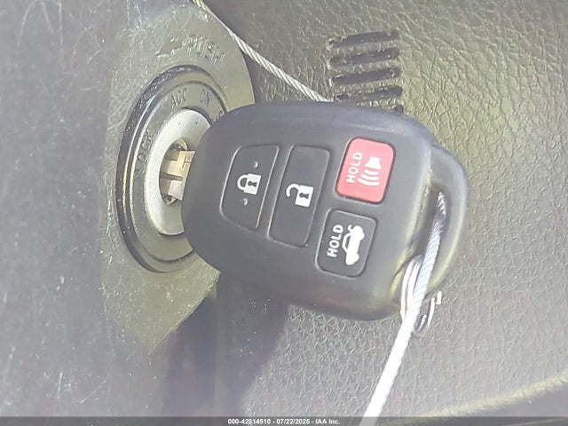 Toyota 2zr-fe 2018 5YFBURHE9JP833451 Image 11