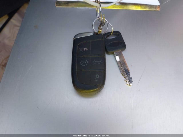 2014 CHRYSLER 300 2C3CCAAG8EH383067 Photo 10