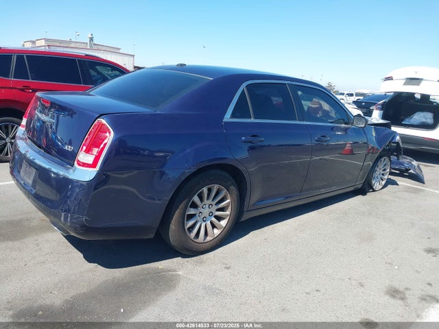 2014 CHRYSLER 300 2C3CCAAG8EH383067 Photo 3