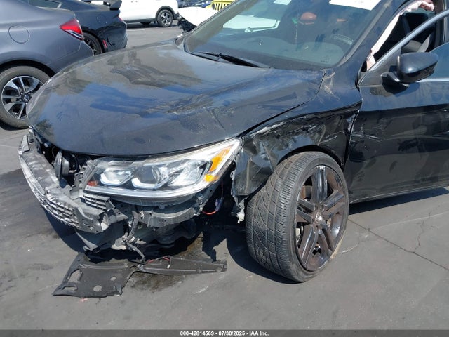 1HGCR2F55HA165230 Honda k24w1
