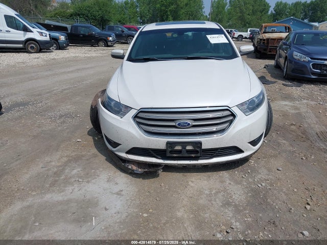 1FAHP2H82FG139556 Ford 2015
