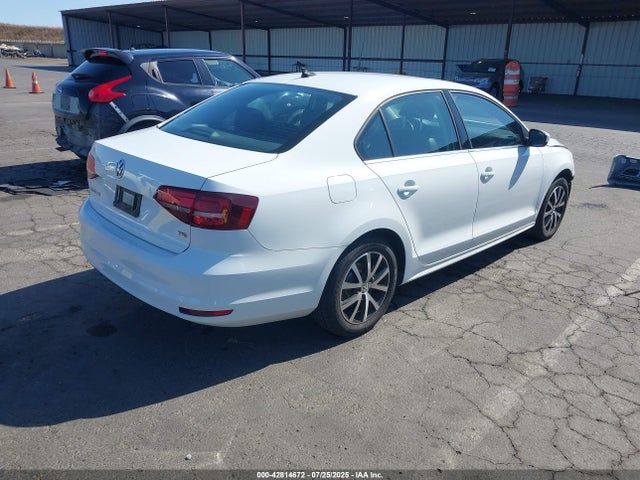 Volkswagen 1.4 tsi 2017 3VWDB7AJ8HM287296 Image 4