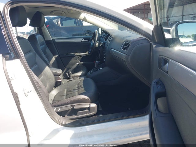 Volkswagen 1.4 tsi 2017 3VWDB7AJ8HM287296 Image 5