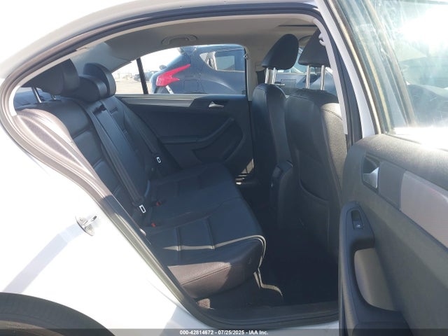 Volkswagen 1.4 tsi 2017 3VWDB7AJ8HM287296 Image 8