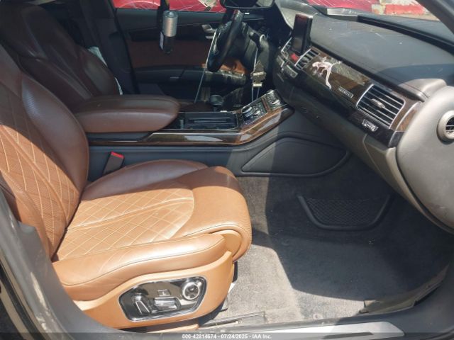 2016 AUDI A8 L WAU43AFD7GN010608 Photo 4