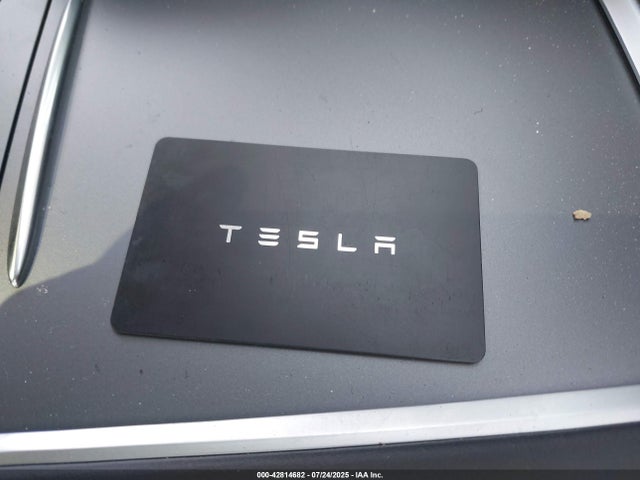 2025 TESLA MODEL Y 7SAYGDEE9SA342965 Photo 10