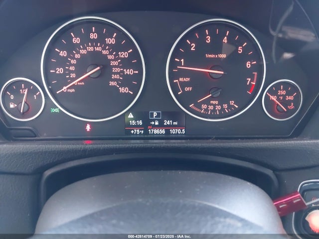 BMW 2018 2018 WBA8E1G50JNU93059 Image 7