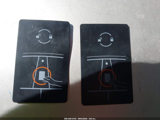 2023 TESLA MODEL 3 5YJ3E1EA0PF623202 Photo 10