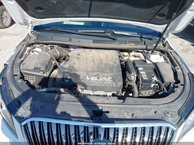 1G4GB5G35FF140813 Buick lfx