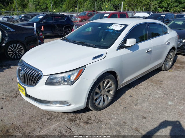 1G4GB5G35FF140813 Buick lfx