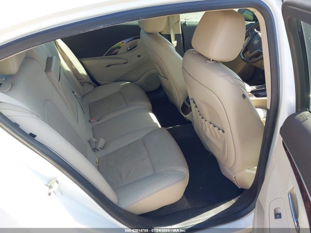 1G4GB5G35FF140813 Buick lfx