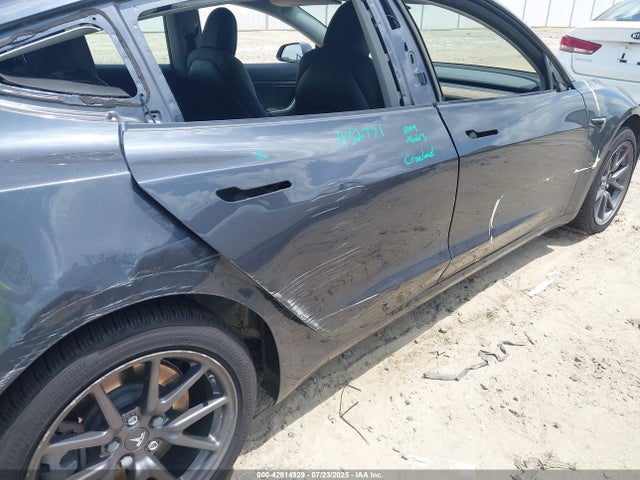 Tesla 2019 2019 5YJ3E1EB2KF432771 Image 19