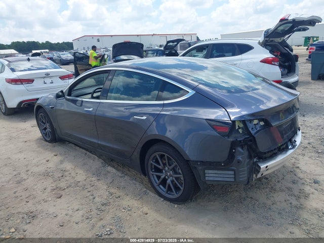 Tesla 2019 2019 5YJ3E1EB2KF432771 Image 3