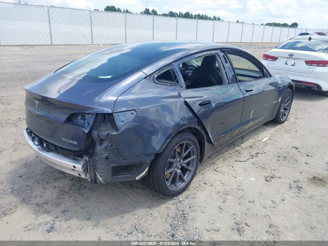 Tesla 2019 2019 5YJ3E1EB2KF432771 Image 4