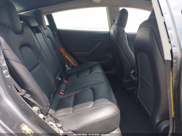 Tesla 2019 2019 5YJ3E1EB2KF432771 Image 8