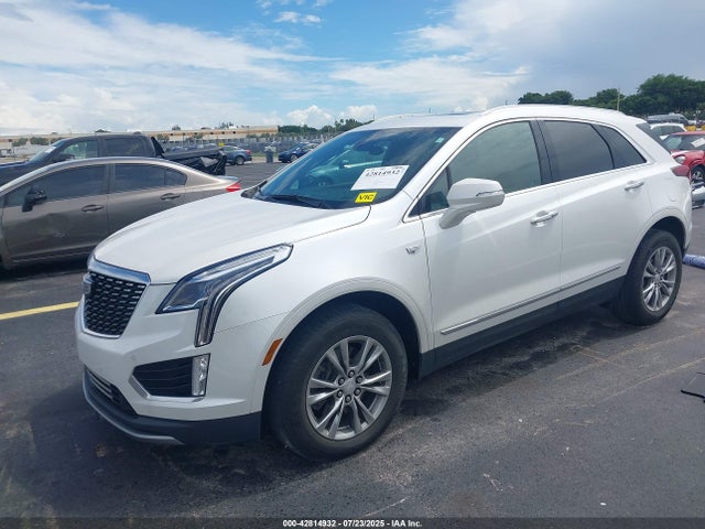 2021 CADILLAC XT5 1GYKNCR46MZ196877 Photo 1