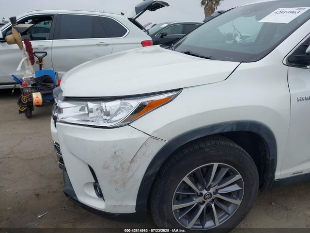 5TDJGRFH7KS057104 Toyota 2gr-fxs, 4jm+2fm