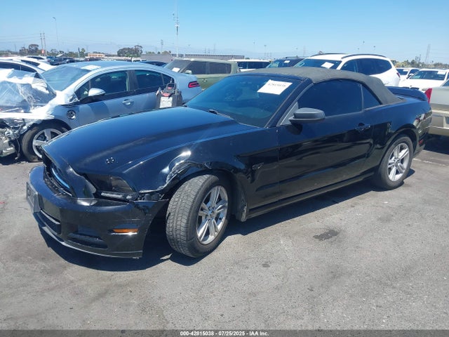 1ZVBP8EM7E5275807 Ford 2014