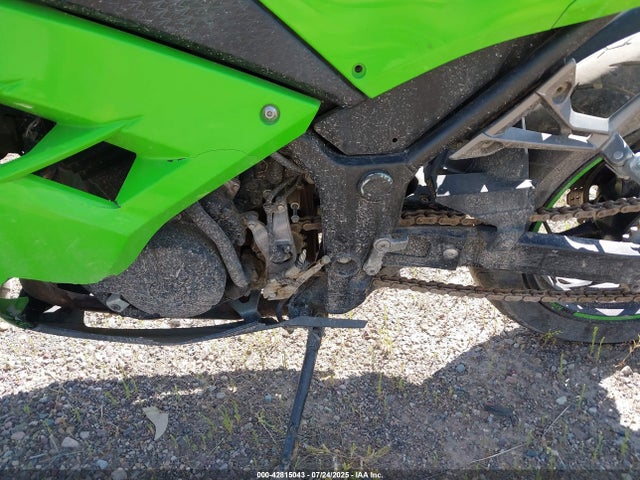 Kawasaki Ninja 300 2015 JKAEX8B12FDA18679 Image 9