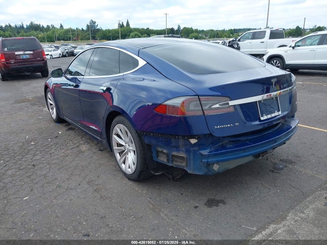 2016 TESLA MODEL S 5YJSA1E17GF153564 Photo 2