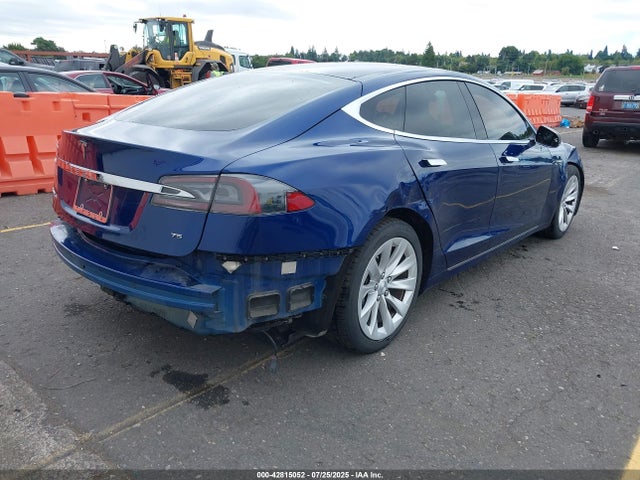 2016 TESLA MODEL S 5YJSA1E17GF153564 Photo 3