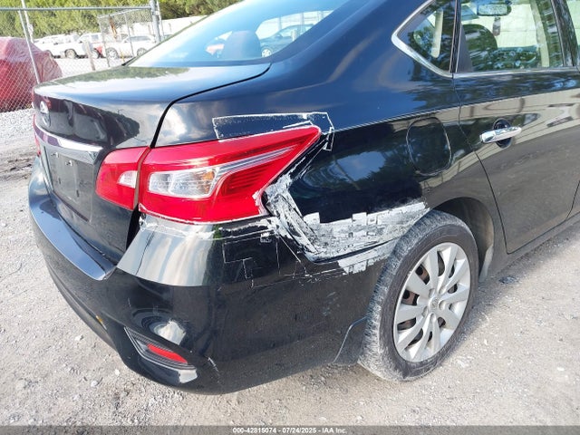 3N1AB7AP8HY235432 Nissan 2017