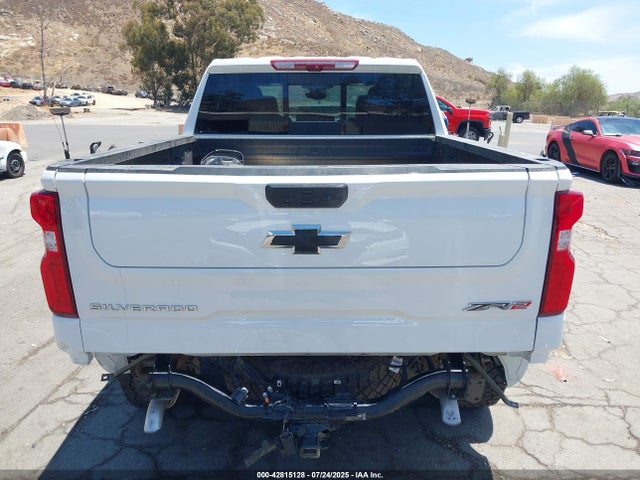 Chevrolet l87 2025 3GCUKHEL3SG294019 Image 16