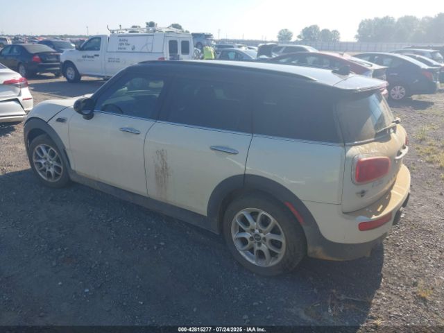 2016 MINI CLUBMAN WMWLN5C53G2E31269 Photo 2