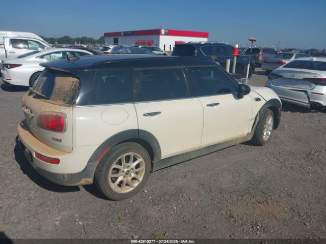 2016 MINI CLUBMAN WMWLN5C53G2E31269 Photo 3