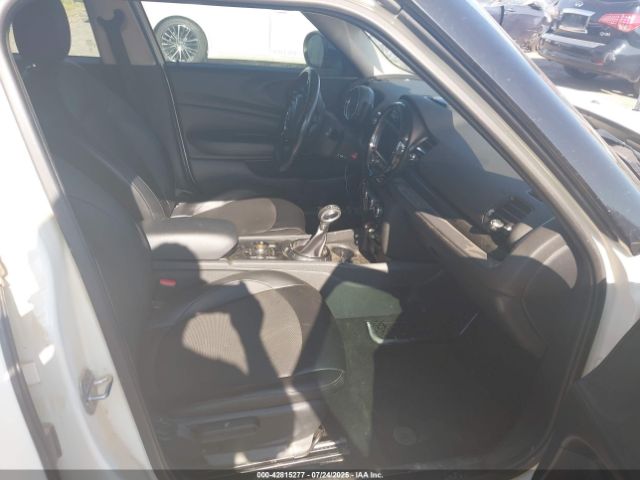 2016 MINI CLUBMAN WMWLN5C53G2E31269 Photo 4