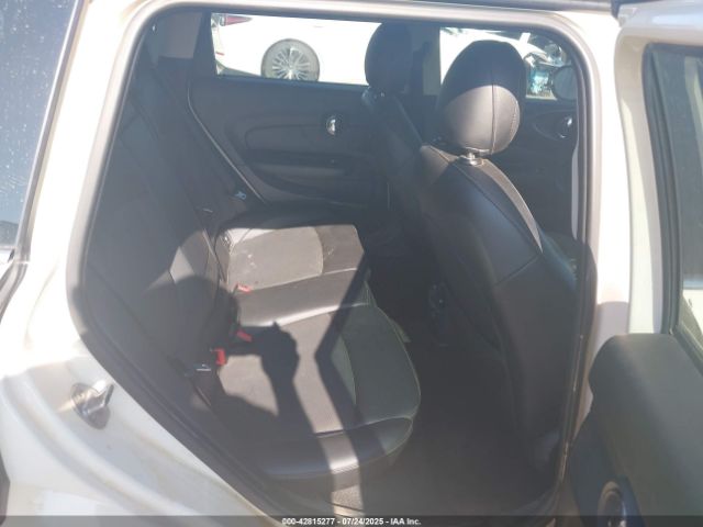 2016 MINI CLUBMAN WMWLN5C53G2E31269 Photo 7