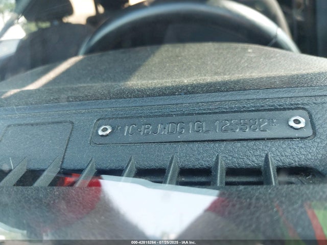 1C4BJWDG1GL125582 Jeep Wrangler