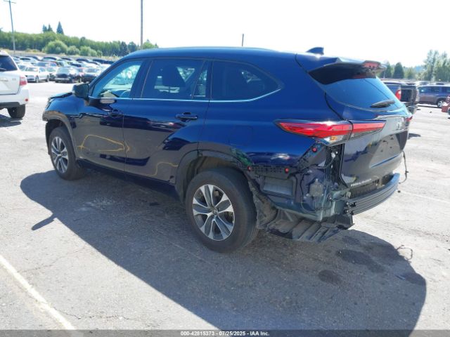 2022 TOYOTA HIGHLANDER 5TDHBRCHXNS555965 Photo 2