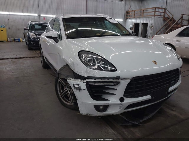 2015 PORSCHE MACAN WP1AB2A55FLB57632 Photo 0