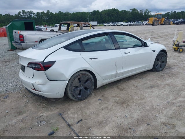 Tesla 2023 2023 5YJ3E1EA0PF448661 Image 4